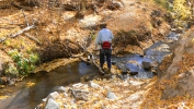PICTURES/Bandelier - Falls Trail/t_First Stream Crossing.JPG